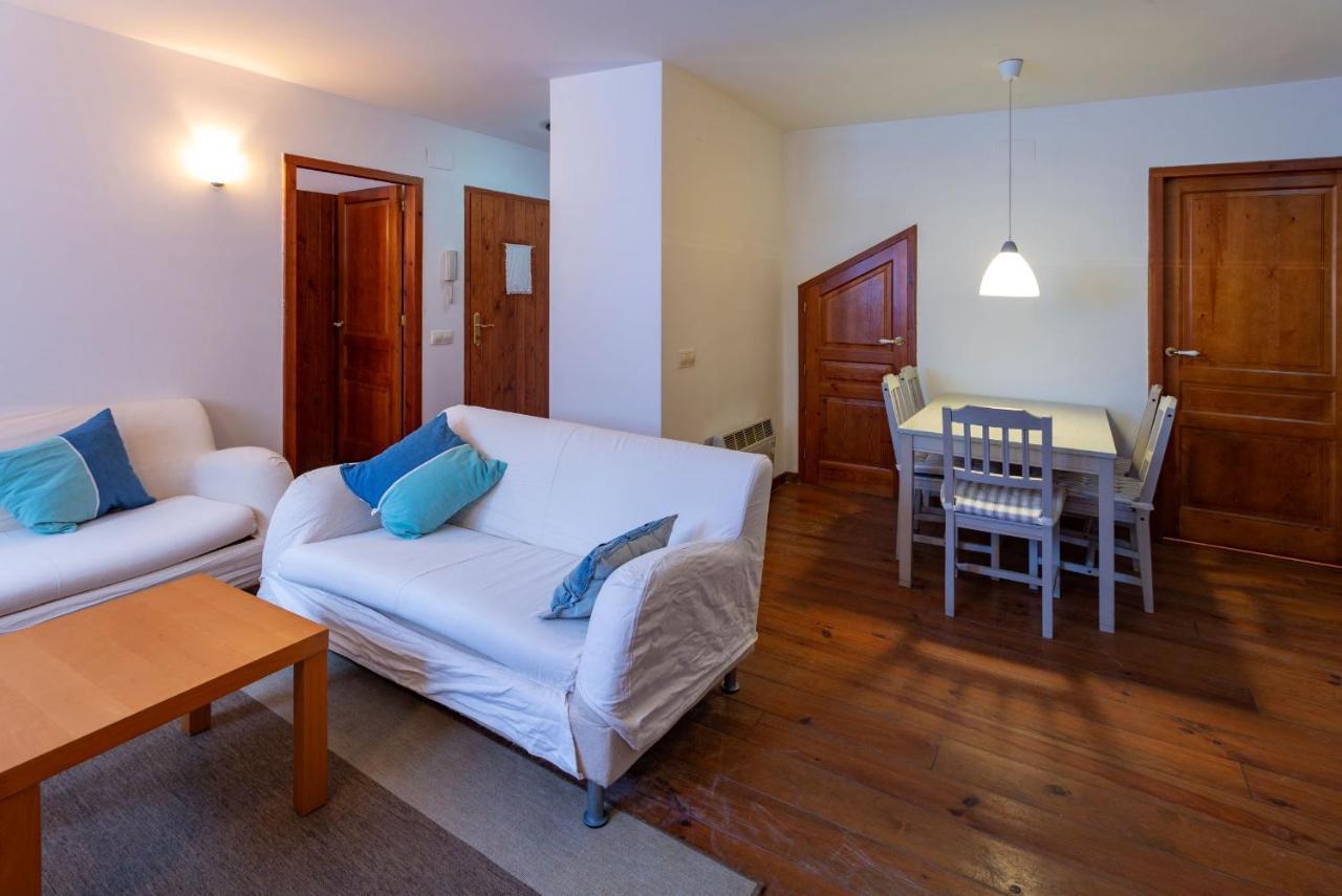 Apartamentos Rentaran Tredós Екстериор снимка