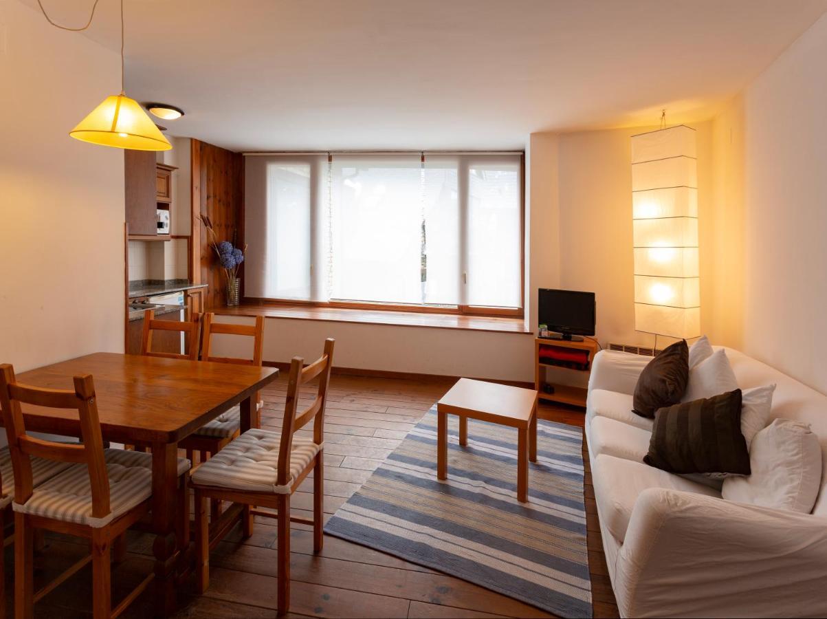 Apartamentos Rentaran Tredós Екстериор снимка